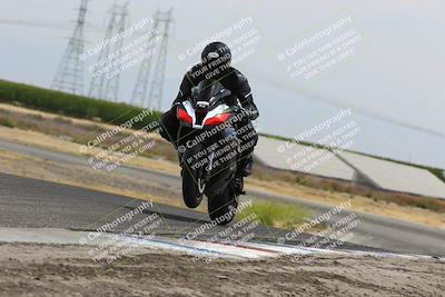 media/May-26-2025-Lets Ride (Mon) [[3bf1de1d65]]/A Group/12pm (Wheelie Bump)/